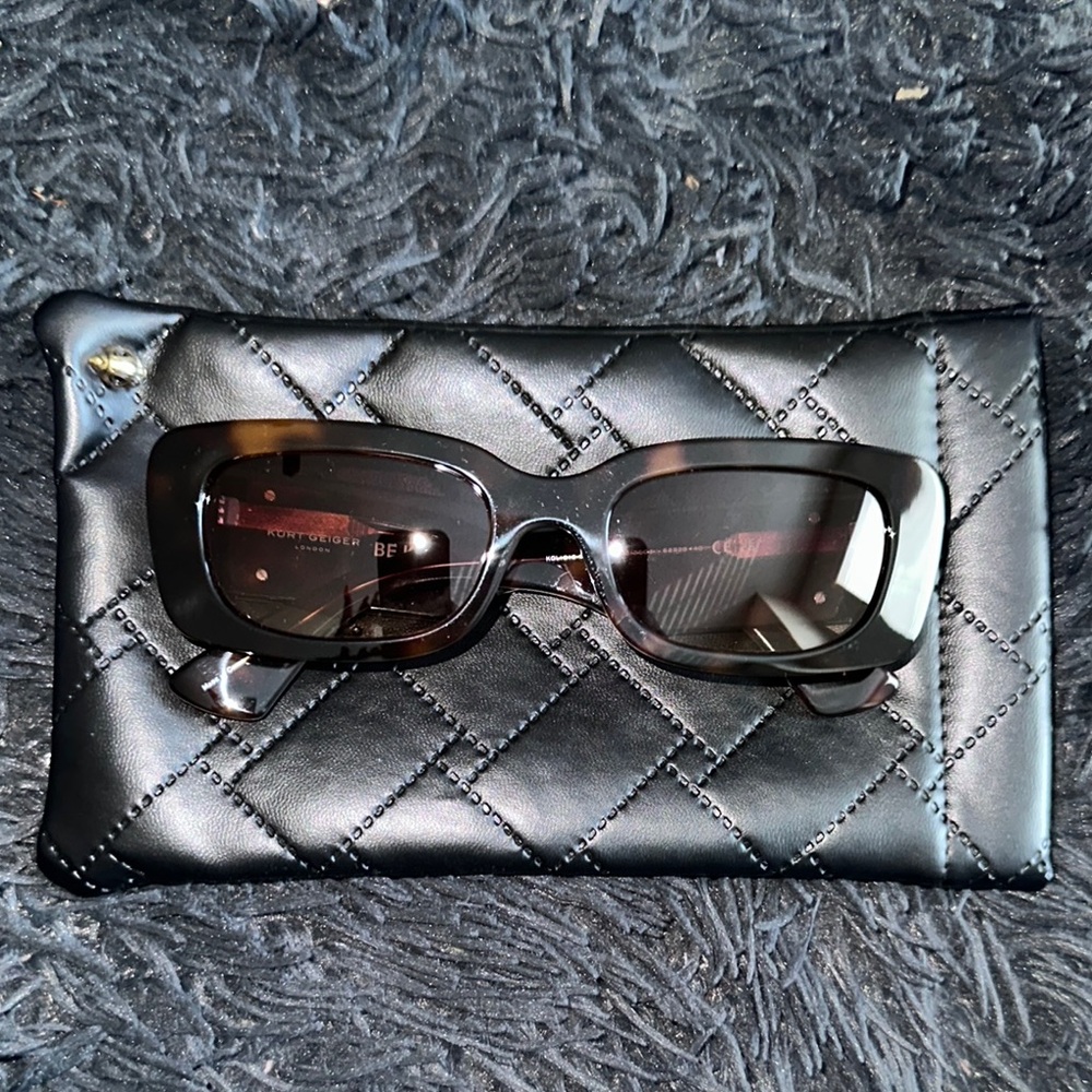 Black Rectangular Women’s Sunglasses